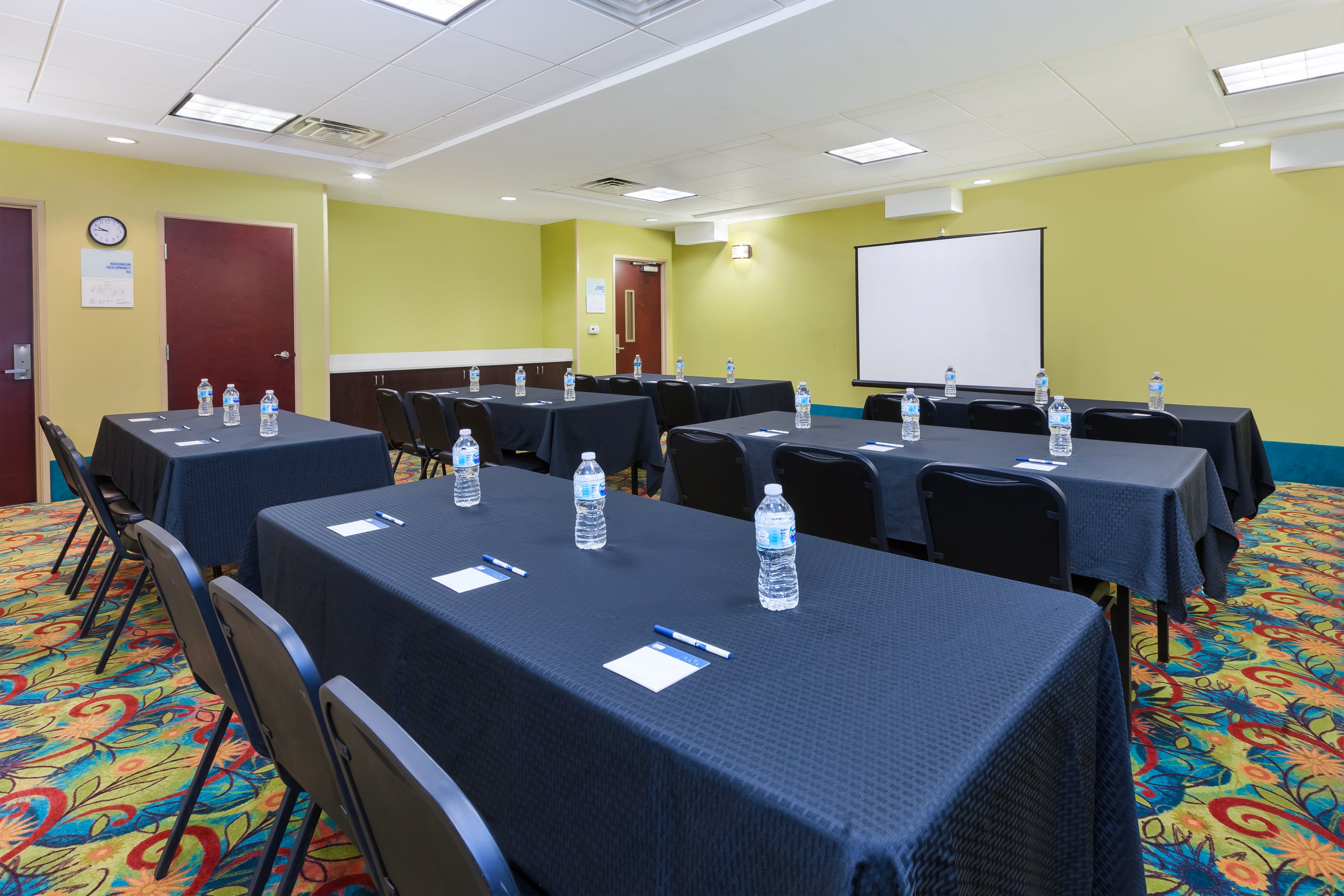 Holiday Inn Express Suites Southport Oak Island Area 52/58