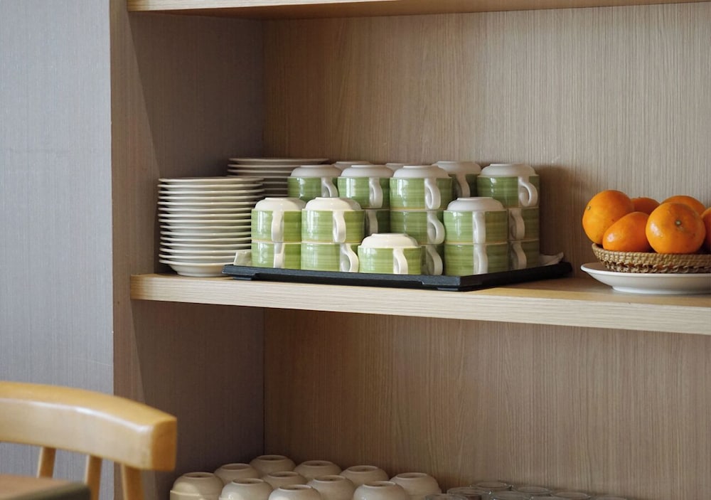 Royal Inn Taipei Nanxi Mrt Zhongshan Station 32/66