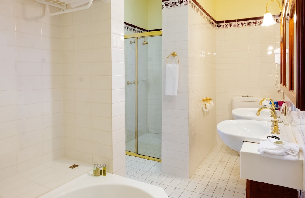 Mountain Heritage Hotel And Spa Retreat 48/50