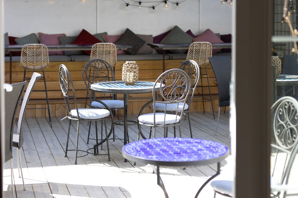 Cameo Boutique Hotell 35/48