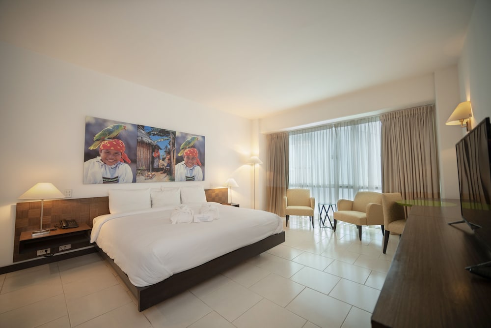 Junior Suite, King Bed