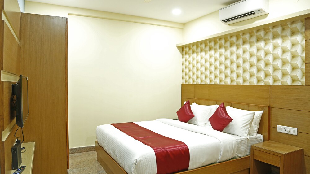 EXECUTIVE, DOUBLE BED