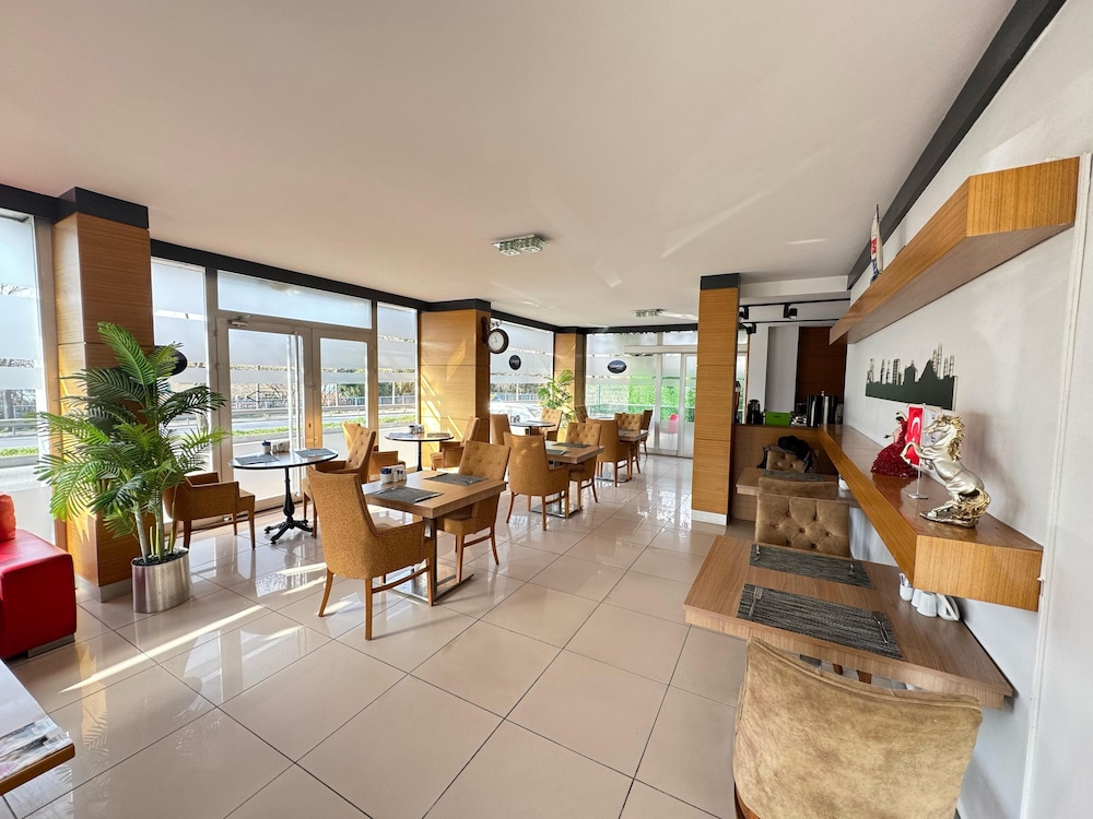 Lounge Boutique Hotel 36/50