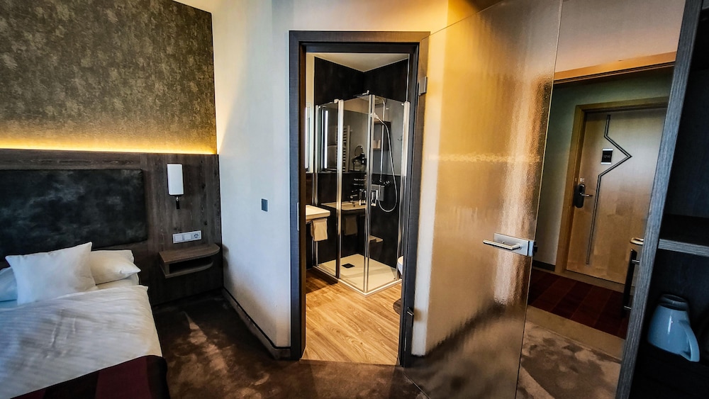 غرفة قياسية بسرير مزدوج، Best Western Plus Hotel Willingen 9/10