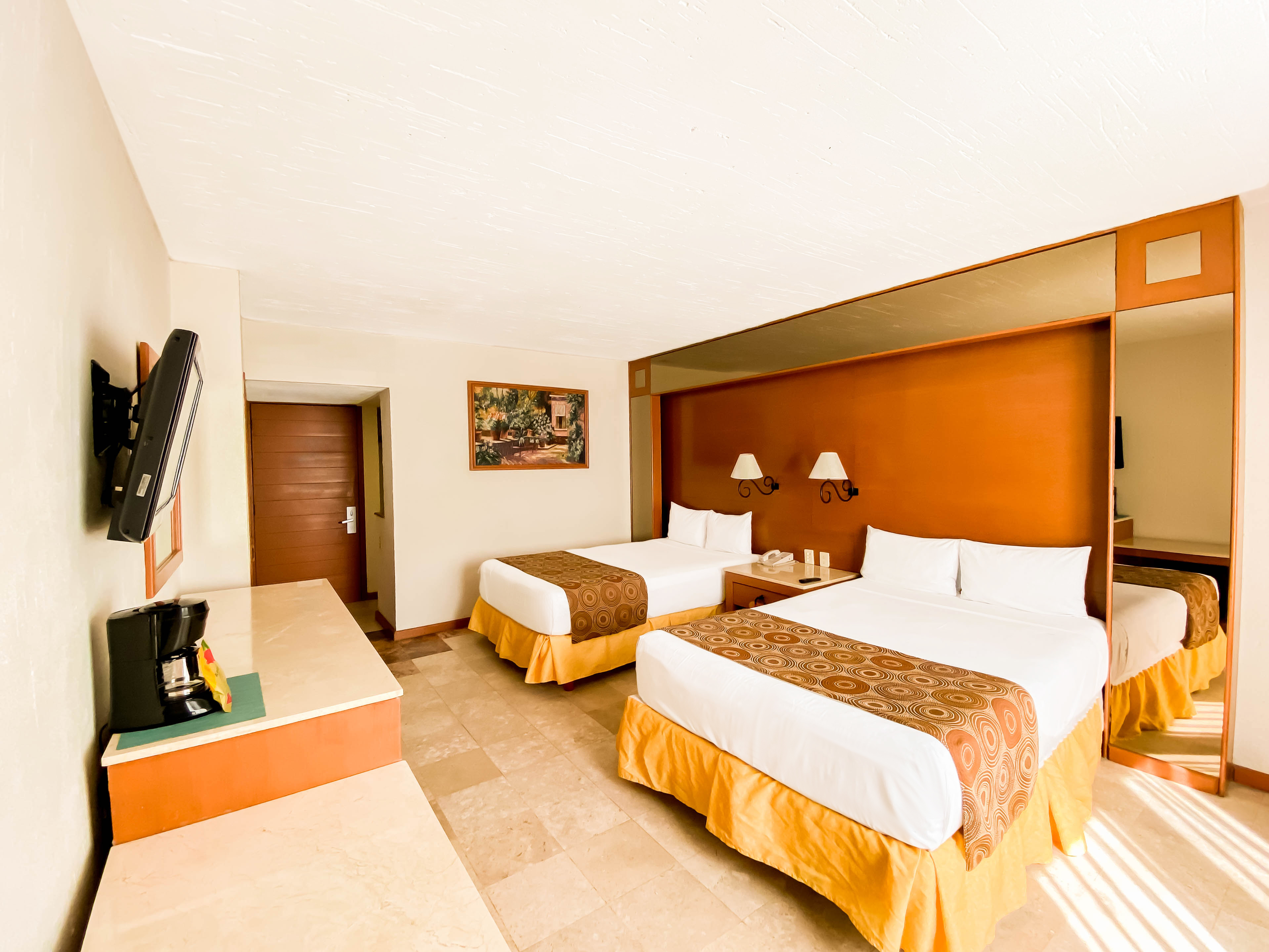 غرفة بسريرين مزدوجين، Plaza Pelicanos Club Beach Resort 8/10