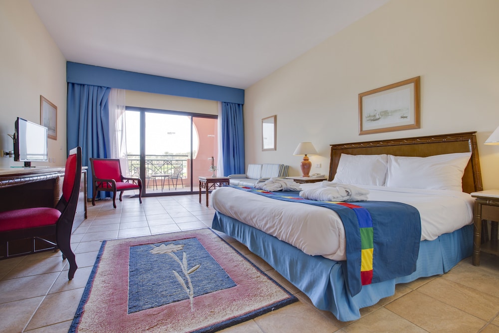 Parrotel Aqua Park Resort 10/55