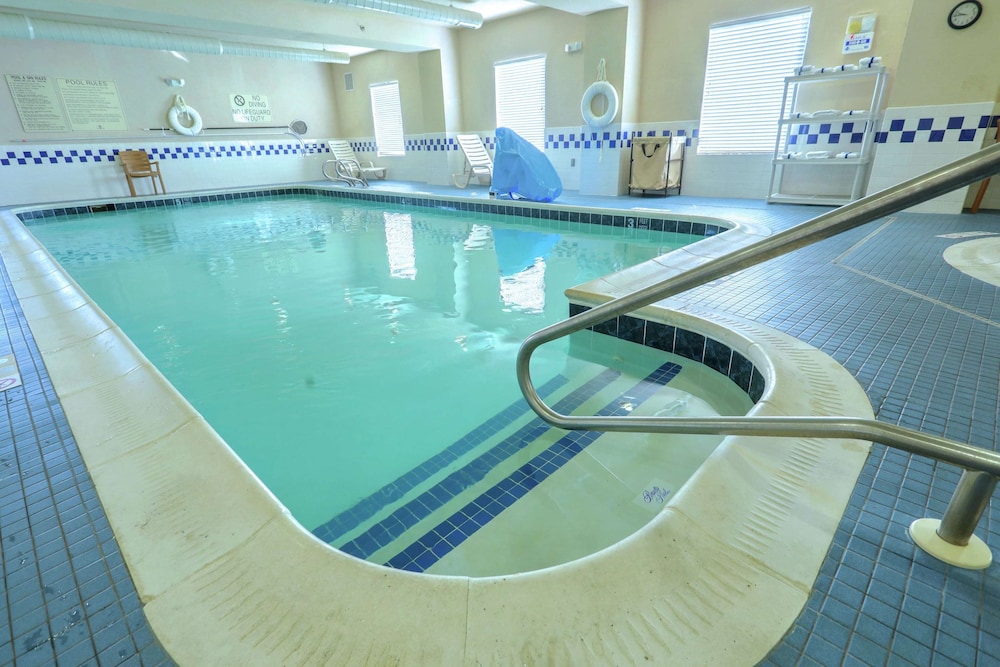 Hampton Inn Batavia 24/37