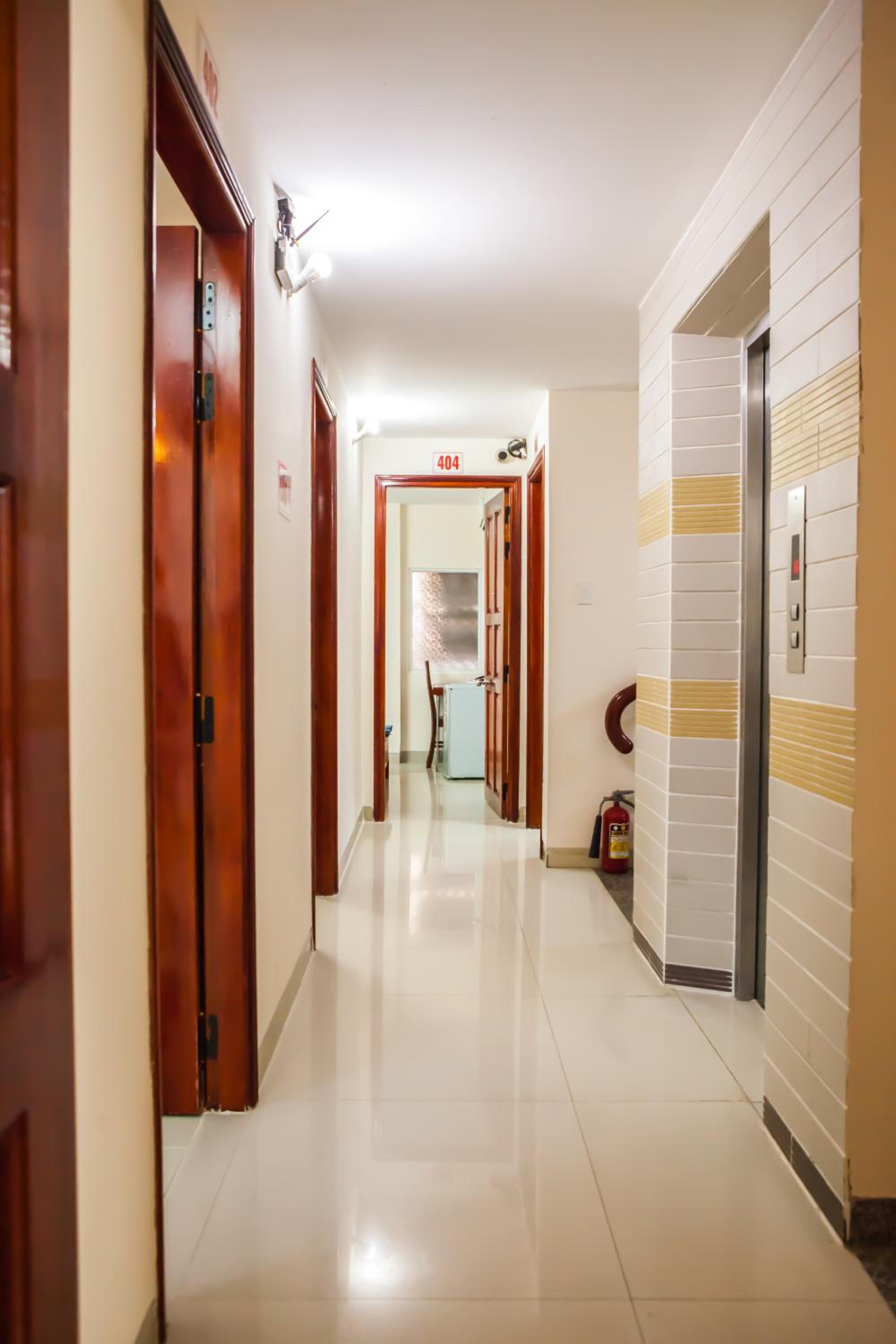 Nguyen Ha Hotel 19/24