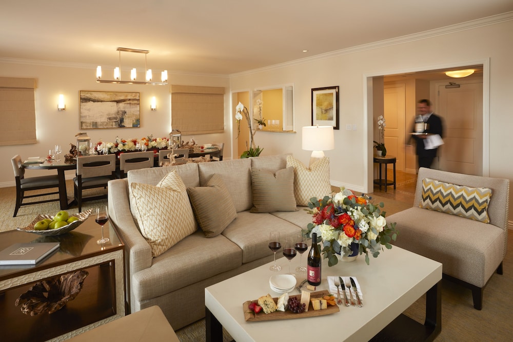 Balboa Bay Resort 45/71