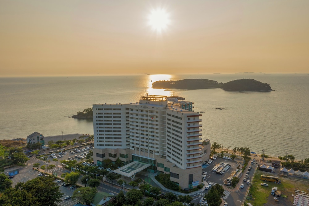 Beache Palace 31/34