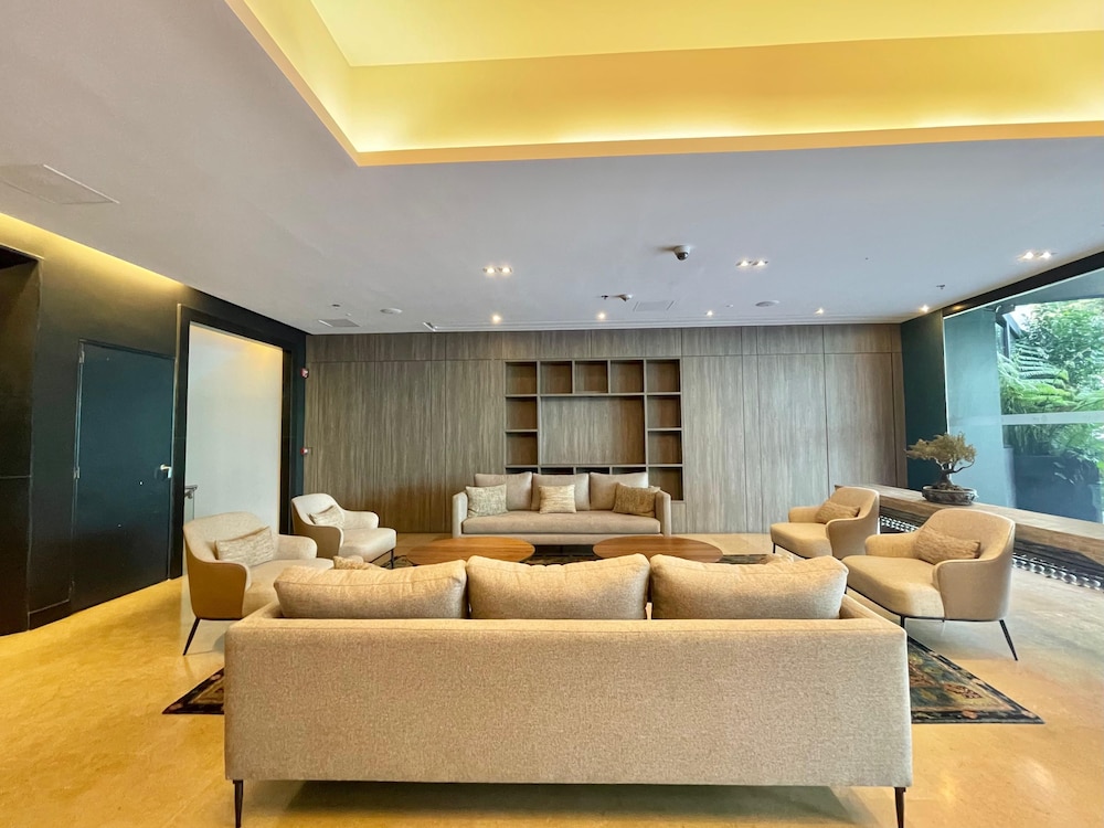 Liv Hotel Zona G 40/58