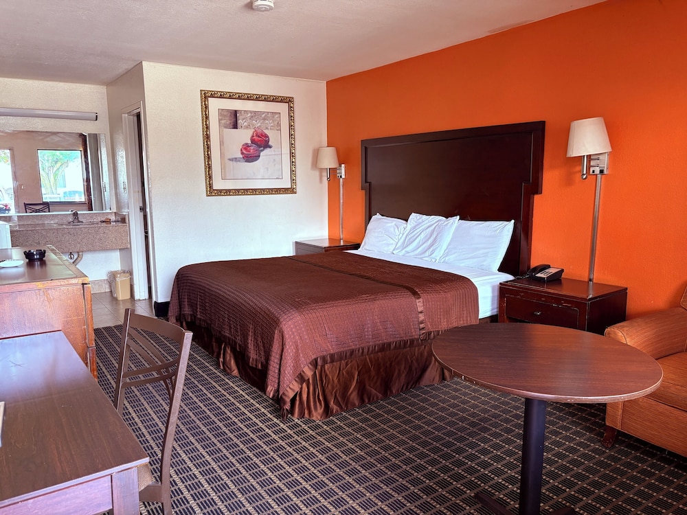 Regency Inn 10/49