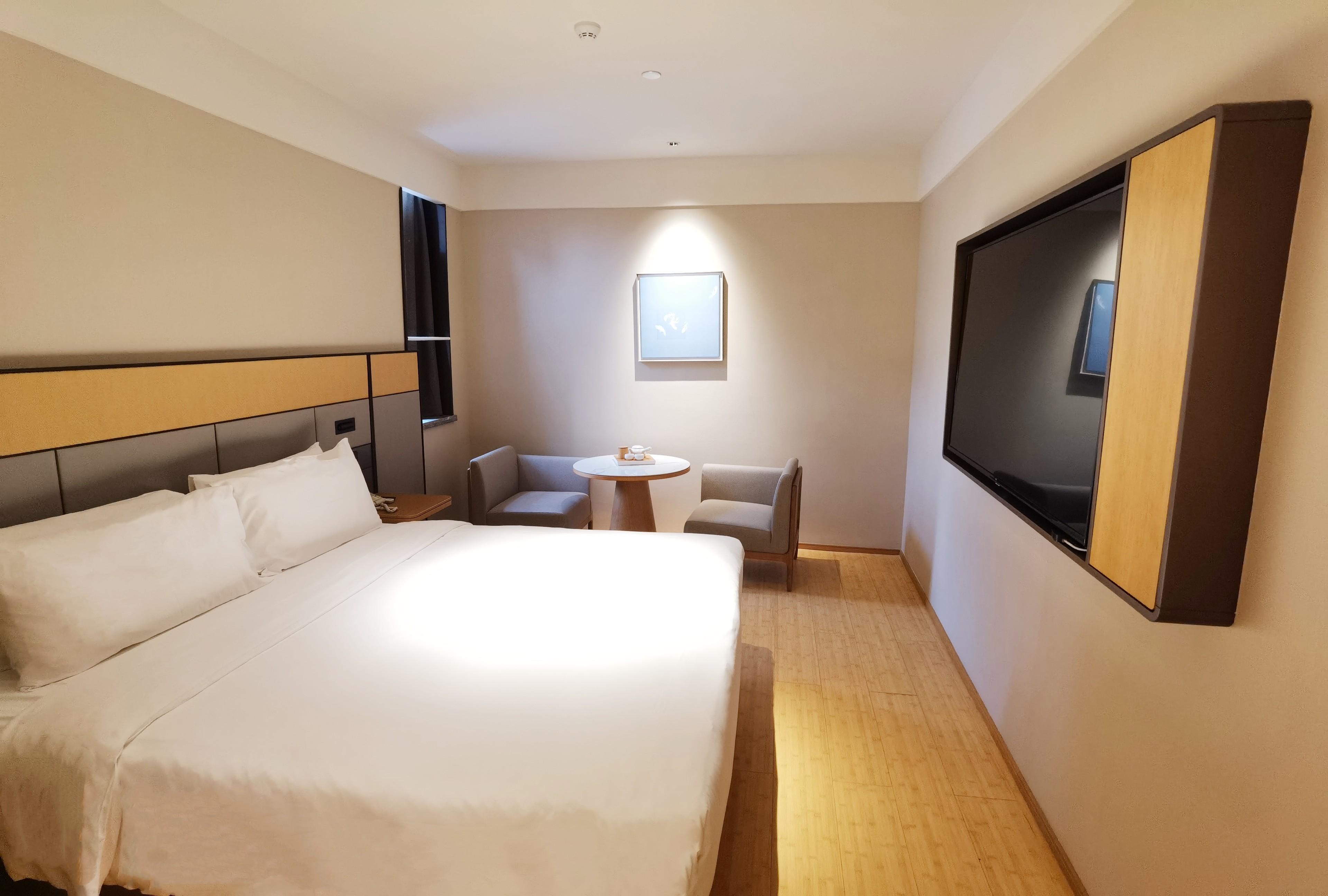 Ji Hotel (Xiamen Mingfa Square) 17/50