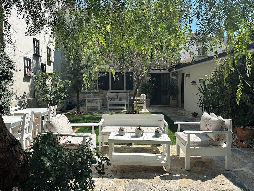 Urla Tas Konak Otel 39/50