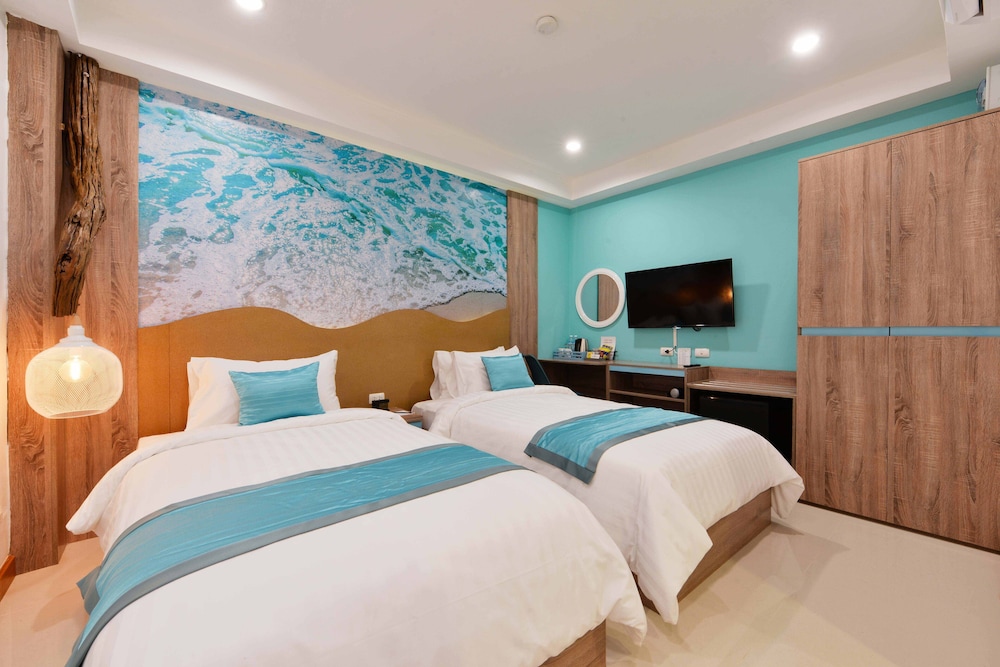 T2 Jomtien Pattaya 16/50