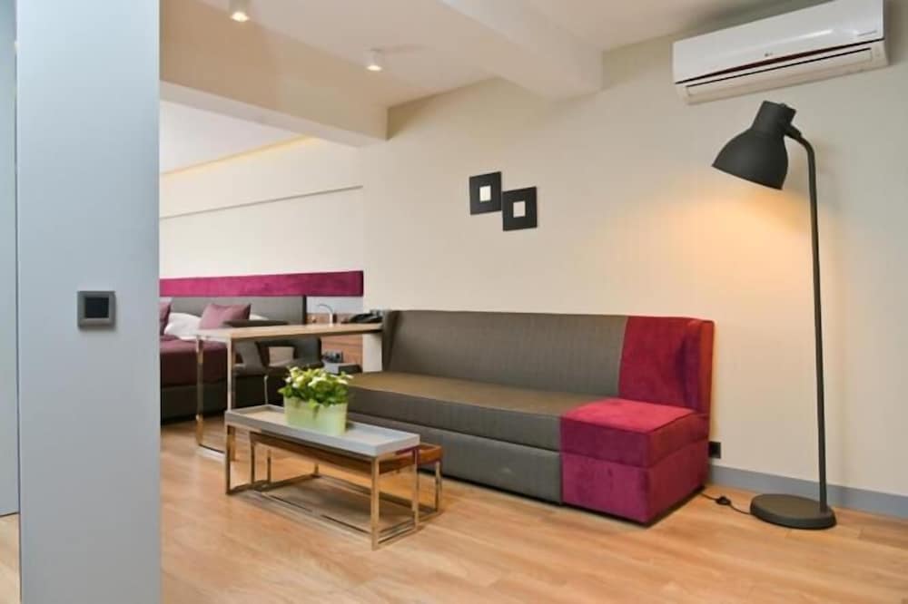 Spil Suites 17/31