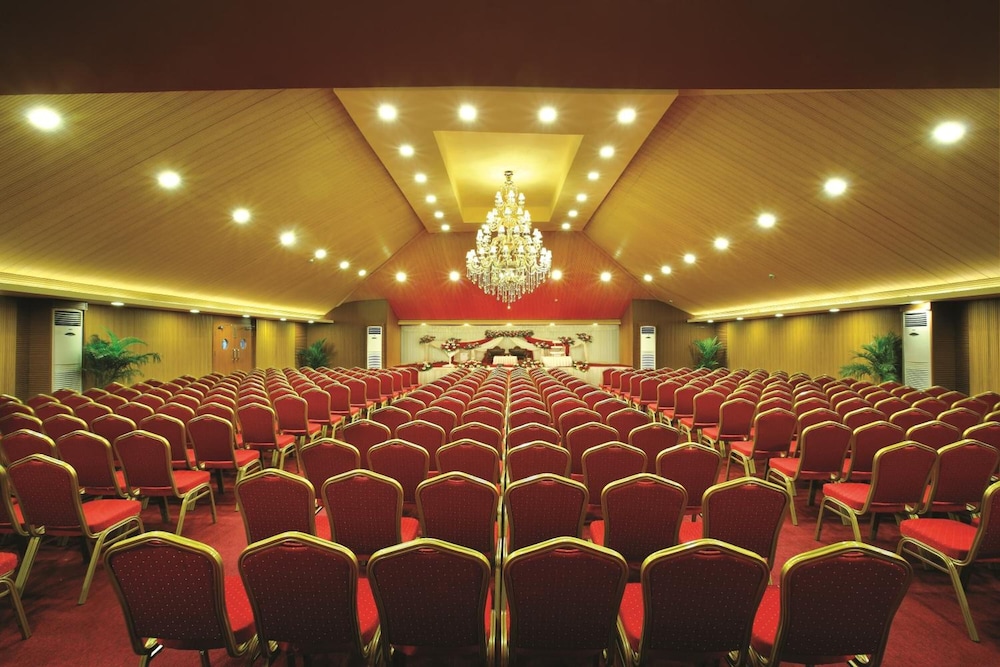 THE CLASSIK FORT HOTEL 37/42