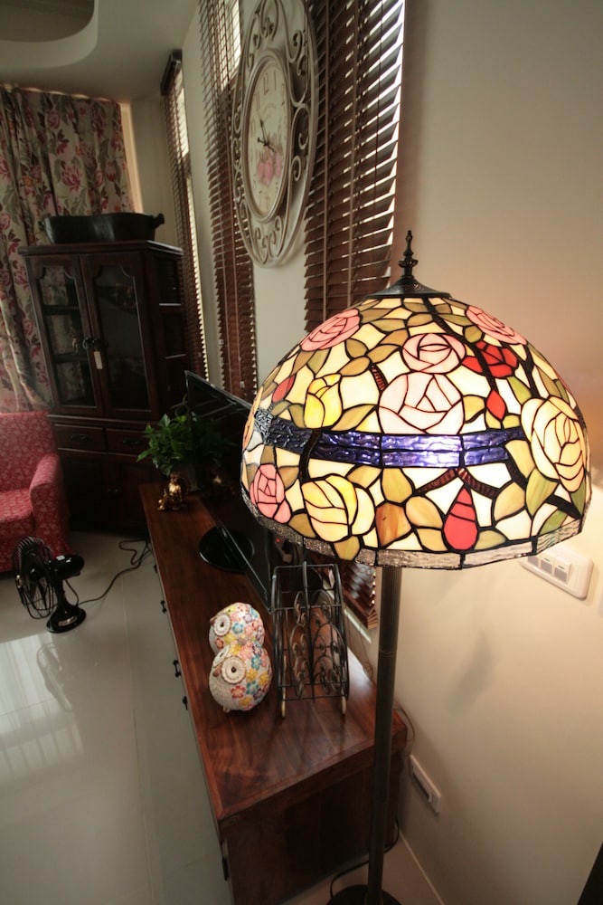 Hualien Paris Home B&B 55/66