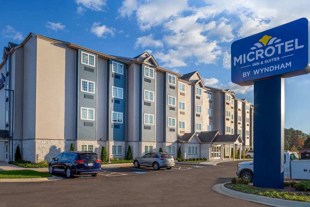 Microtel Inn Suites by Wyndham South Hill 2/19