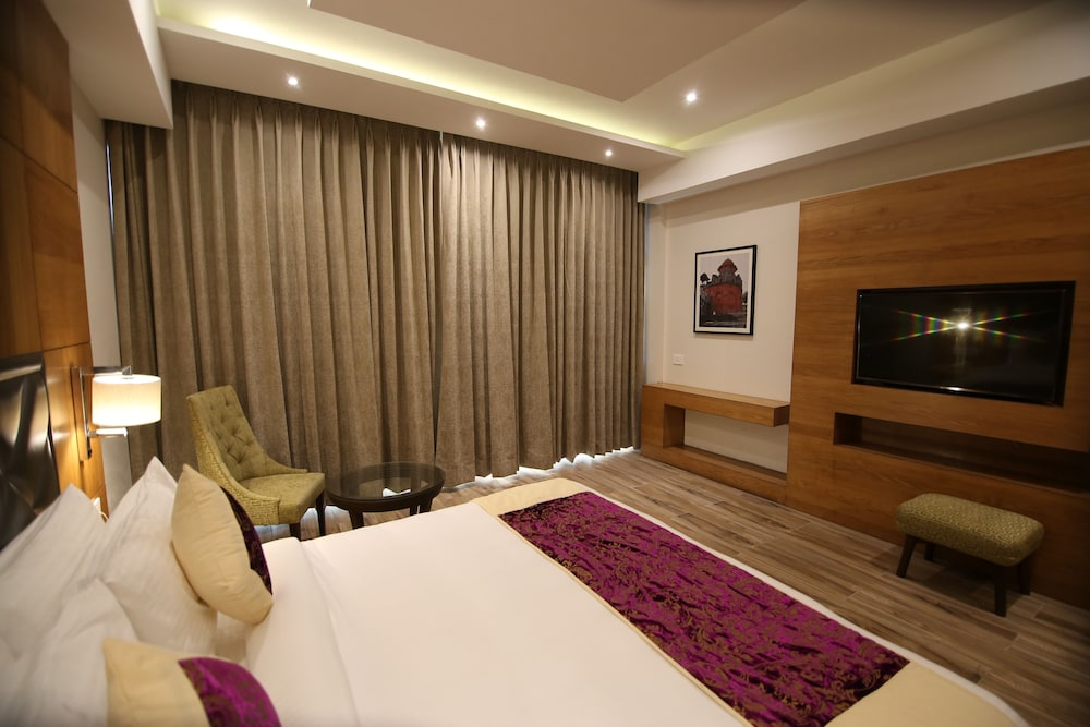 Regenta Central Cassia Zirakpur Chandigarh 12/42