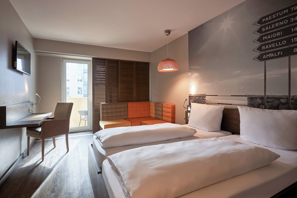 Hotel Gio 11/50