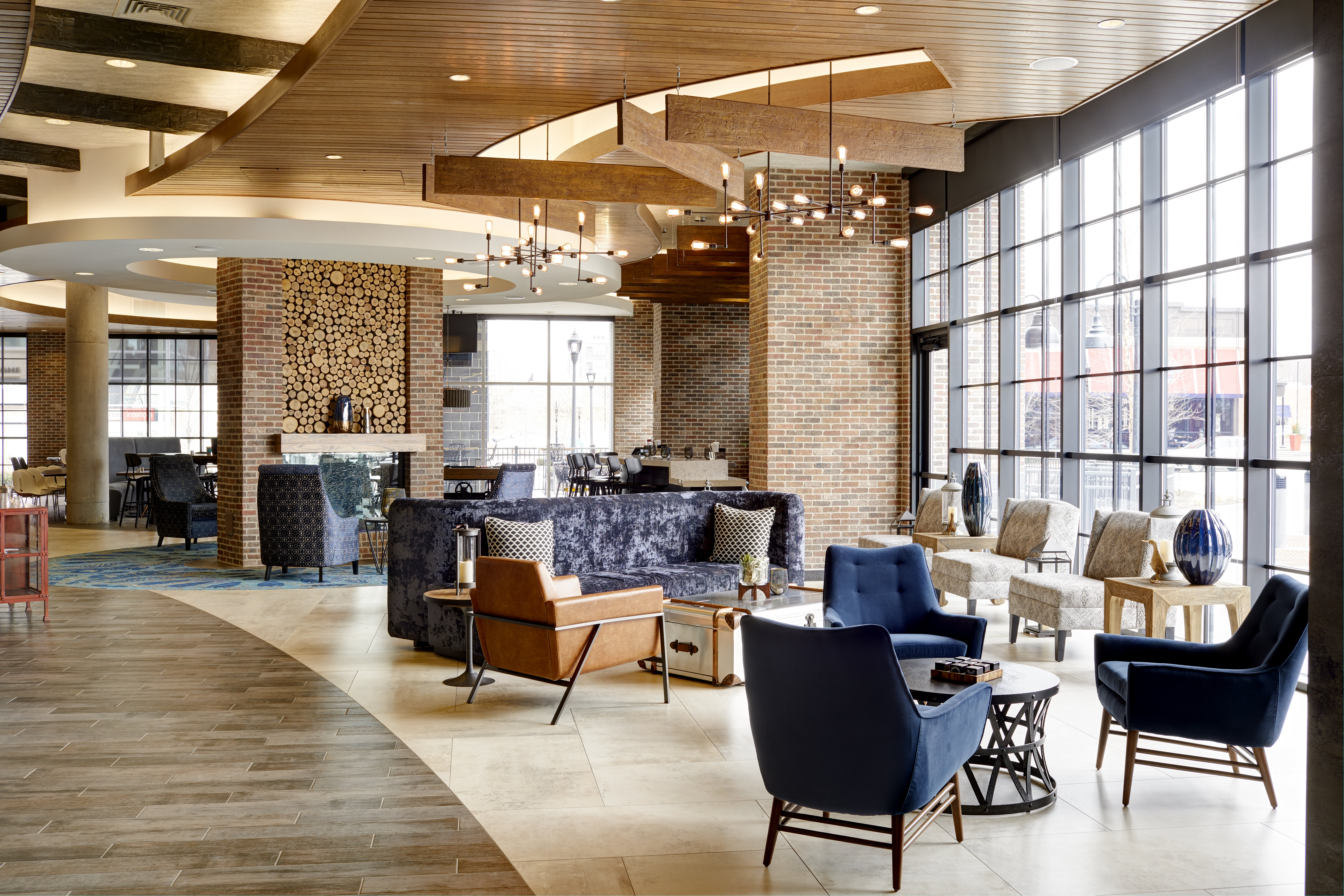 Archer Hotel Burlington 58/80
