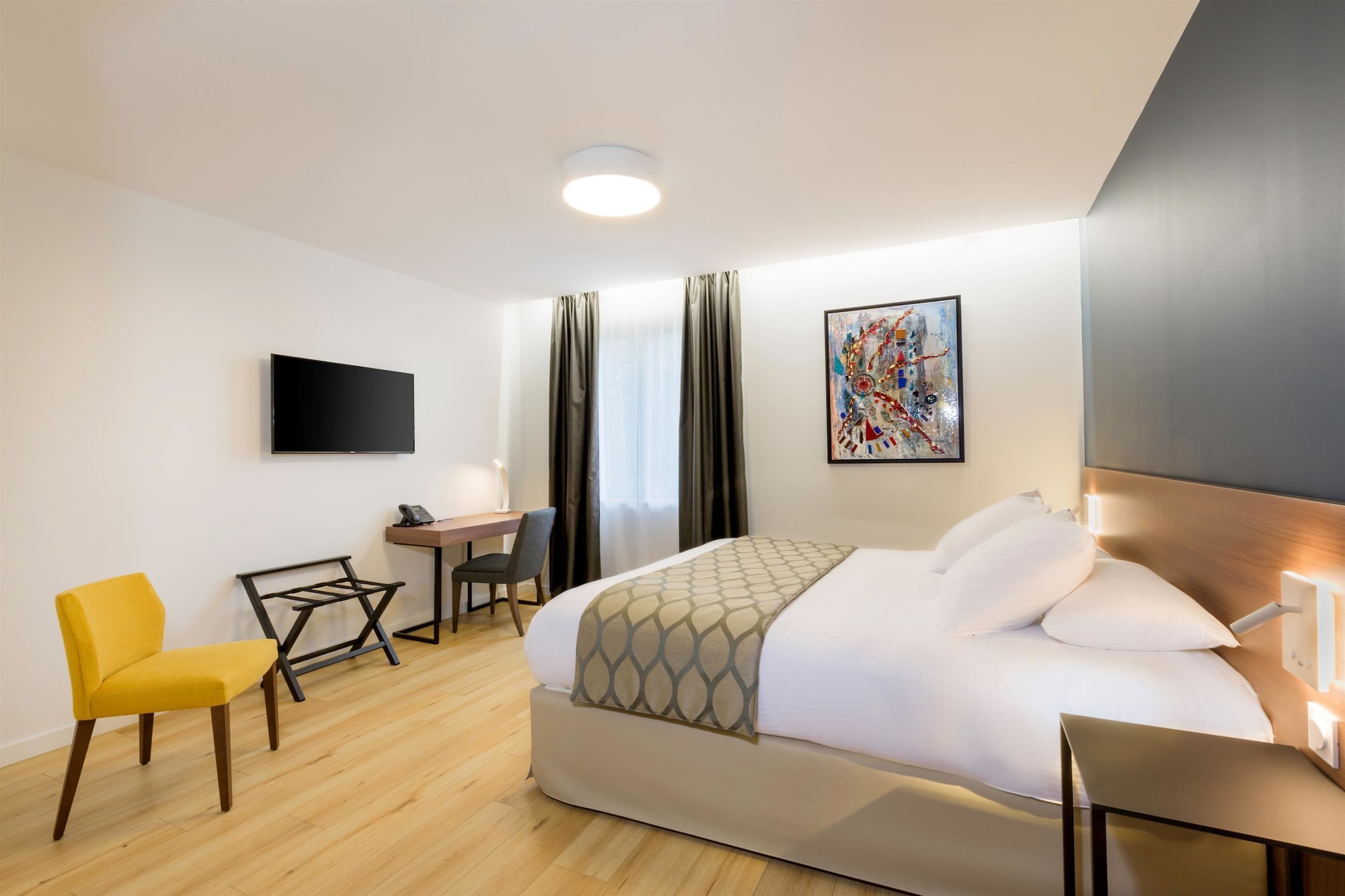 غرفة سوبيريور بسرير كينج، Best Western Premier Le Domaine de Montjoie 4/8