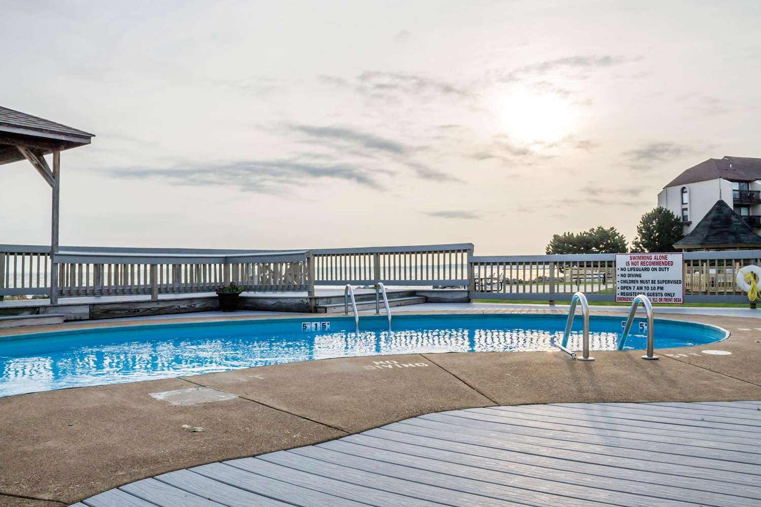Quality Inn Port Clinton Waterfront 14/14