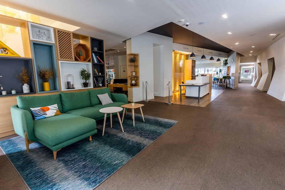 Holiday Inn Perpignan 54/75