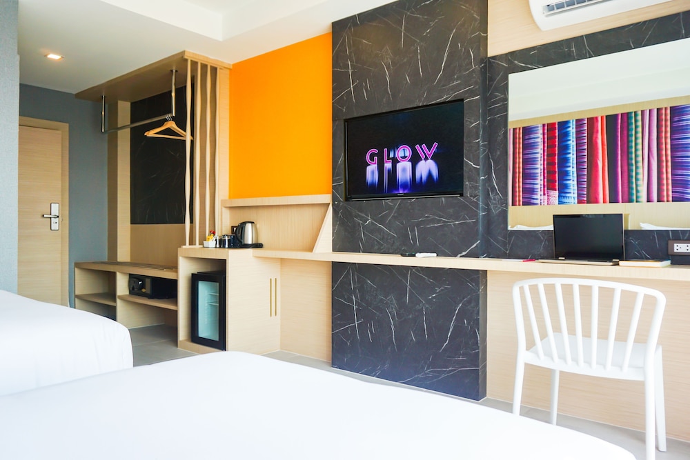 Lobby at Glow Pattaya, PATTAYA