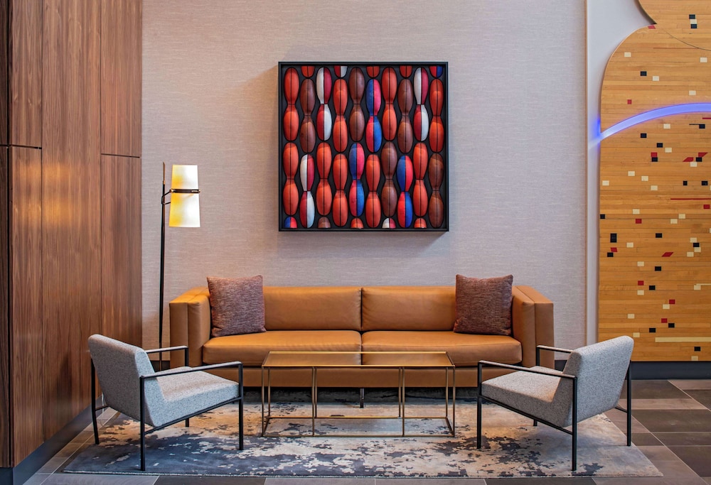 Hyatt Place Indianapolis Downtown 40/65