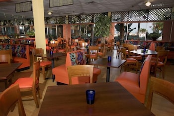 Dolphin Beach Resort 42/61