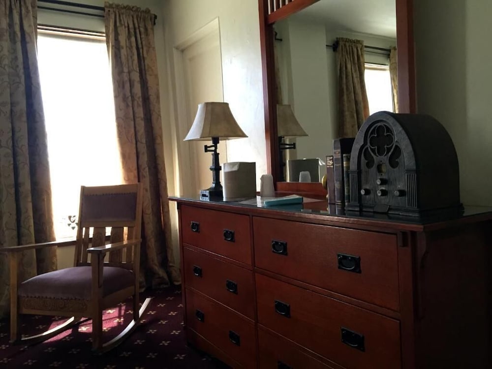 Boulder Dam Hotel 4/60