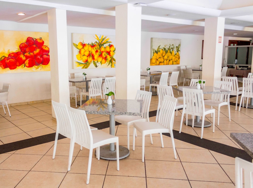 Plaza Pelicanos Club Beach Resort 34/50