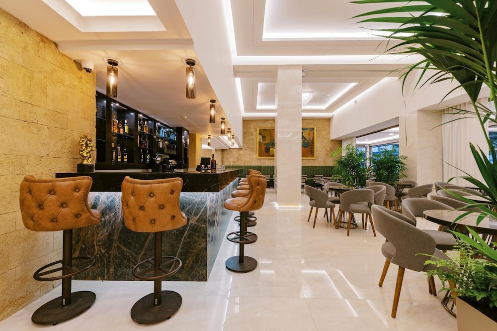 Acandia Hotel 45/63