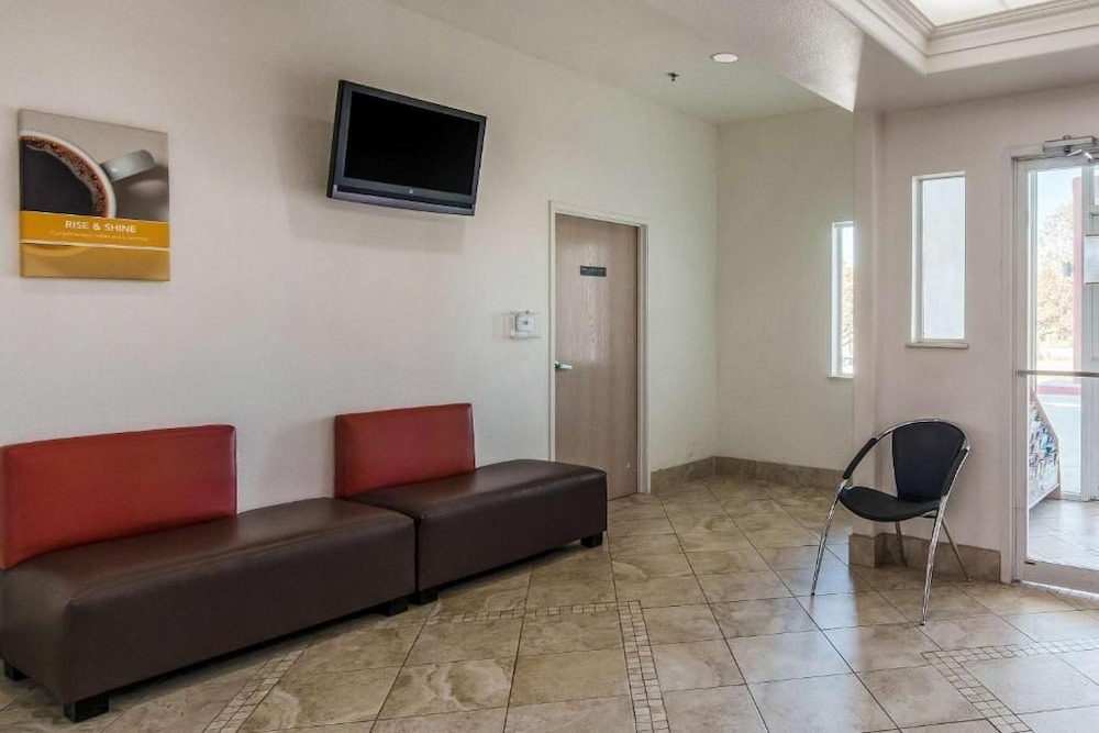 Motel6 San Antonio, TX - Downtown - Alamo Dome 39/54