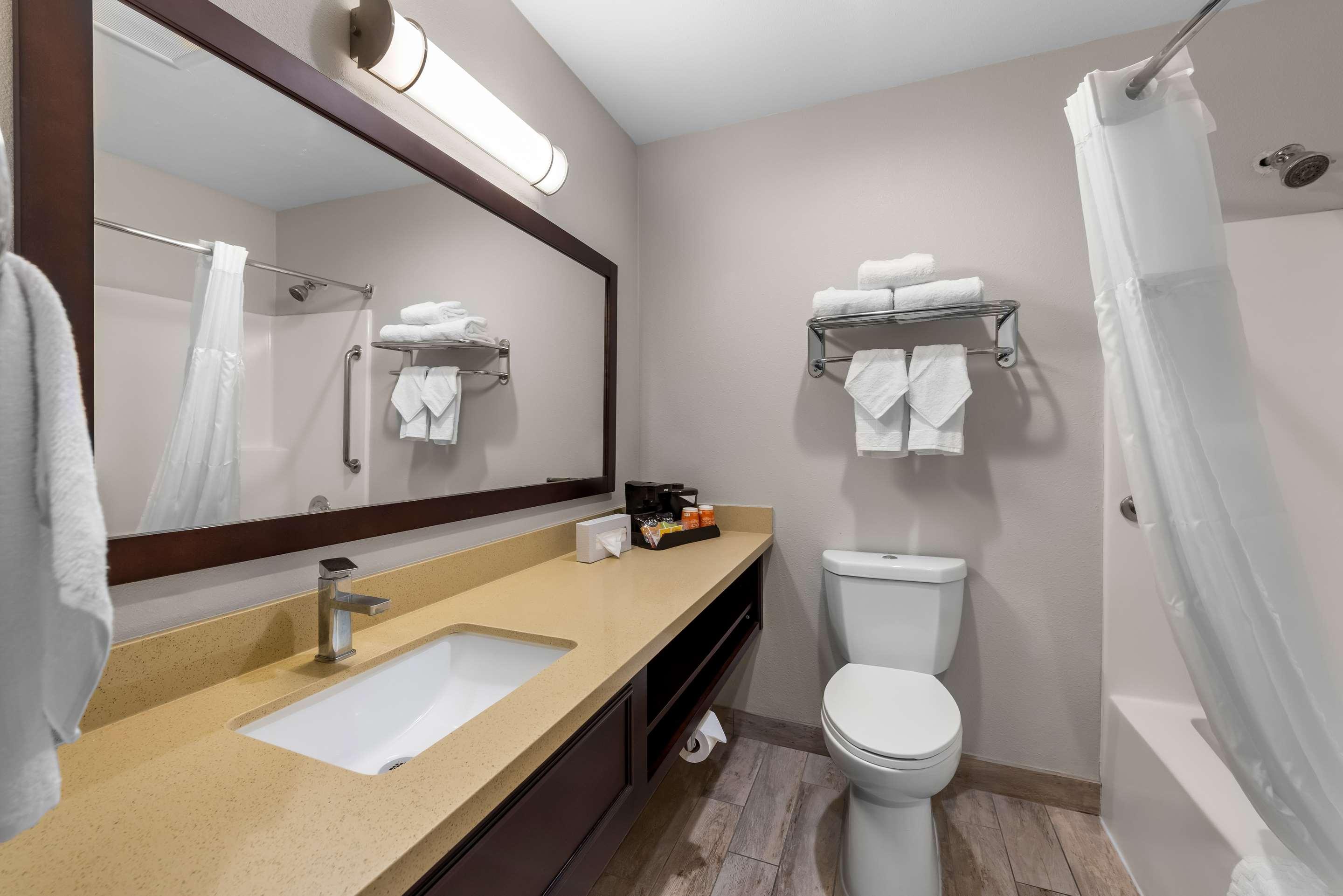 غرفة بسرير كينج، Quality Inn San Diego South - Chula Vista 6/6