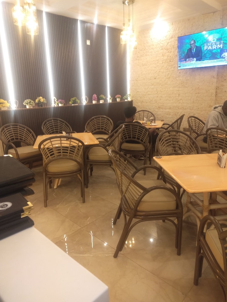 River Sands Hotel & Apartment 24/41