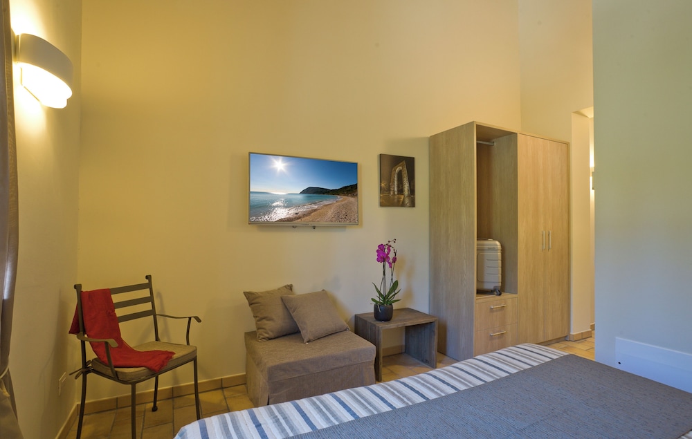Villa Gens Camuria 25/48