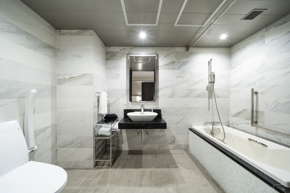 KOKO HOTEL Premier Nihonbashi Hamacho 47/49