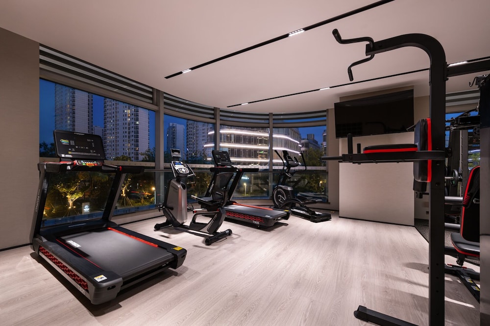 Novotel Shanghai Wanyuan 23/50