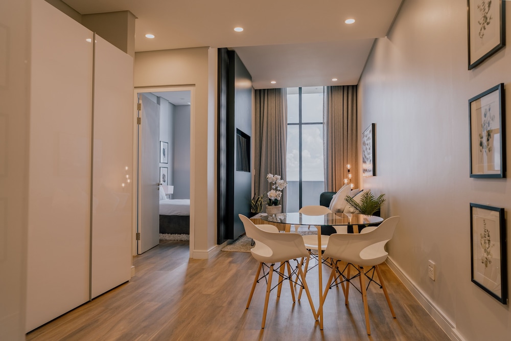 Reserved Suites 31/50