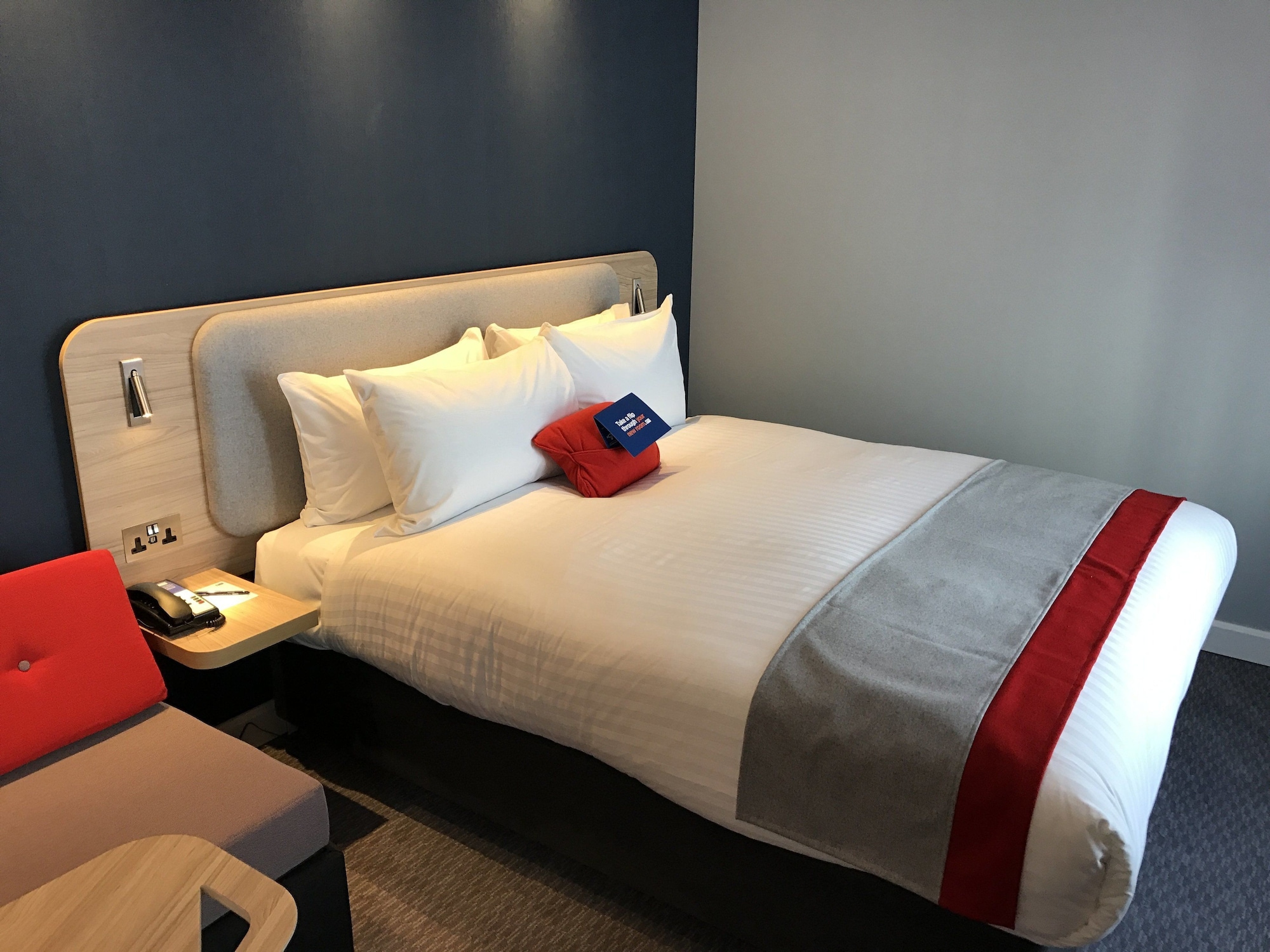 STANDARD, DOUBLE BED, SOFA