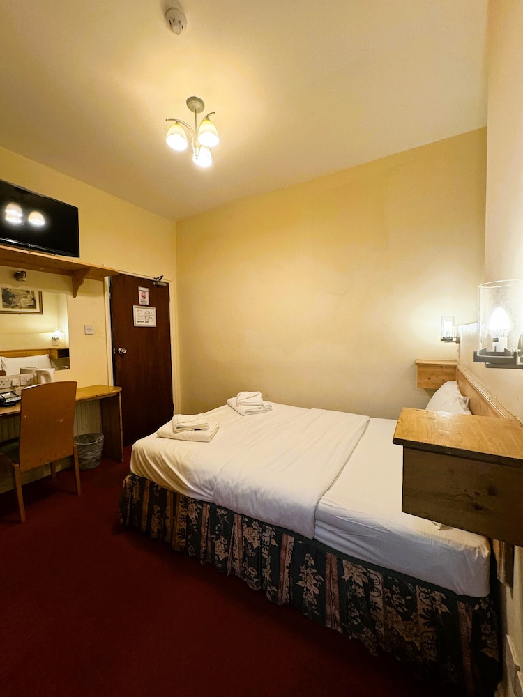 Bridge Park Hotel 41/65