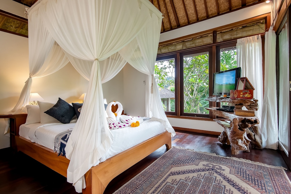 Villa Umah Shanti 10/50