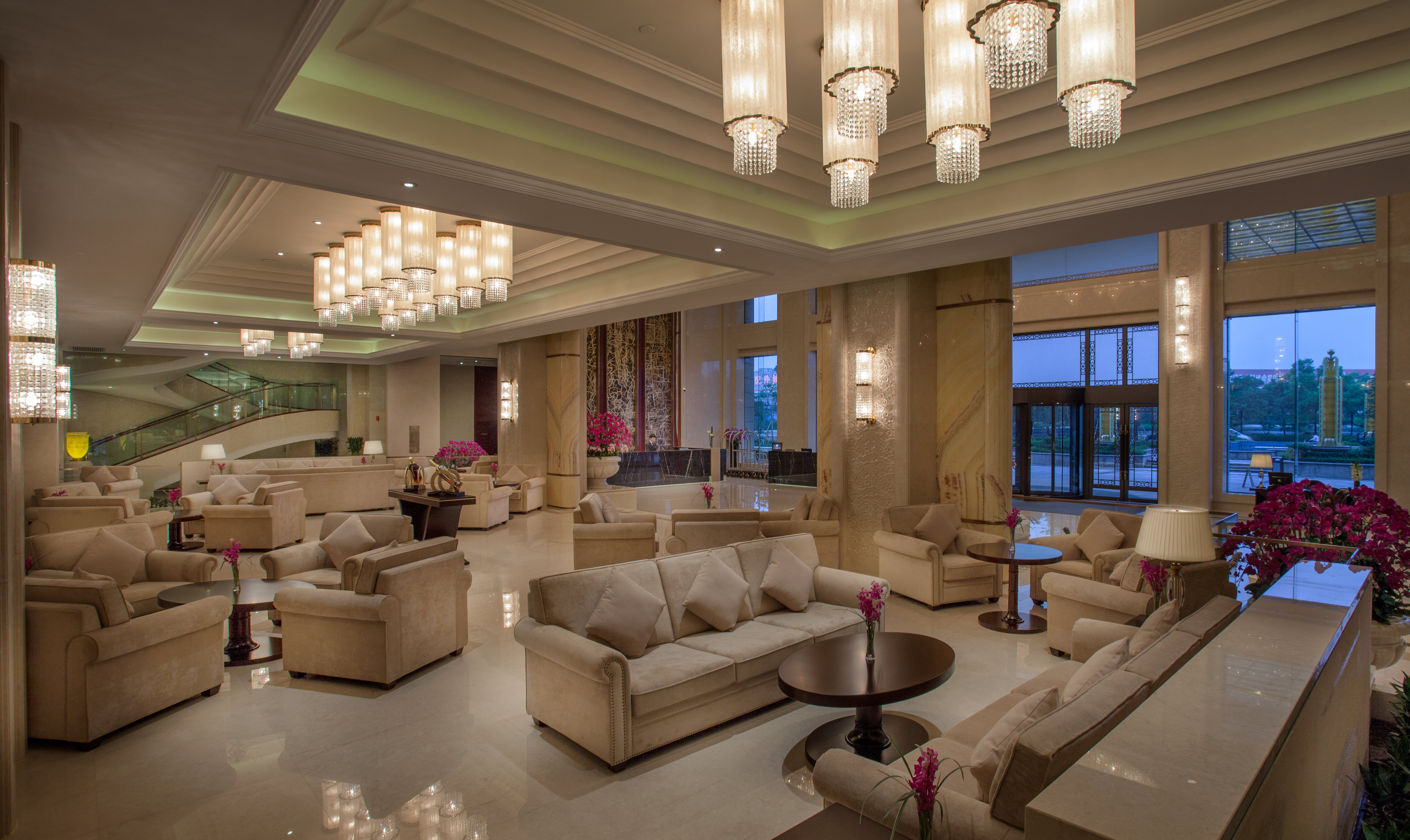 Holiday Inn FOSHAN NANHAI CENTRAL 51/81