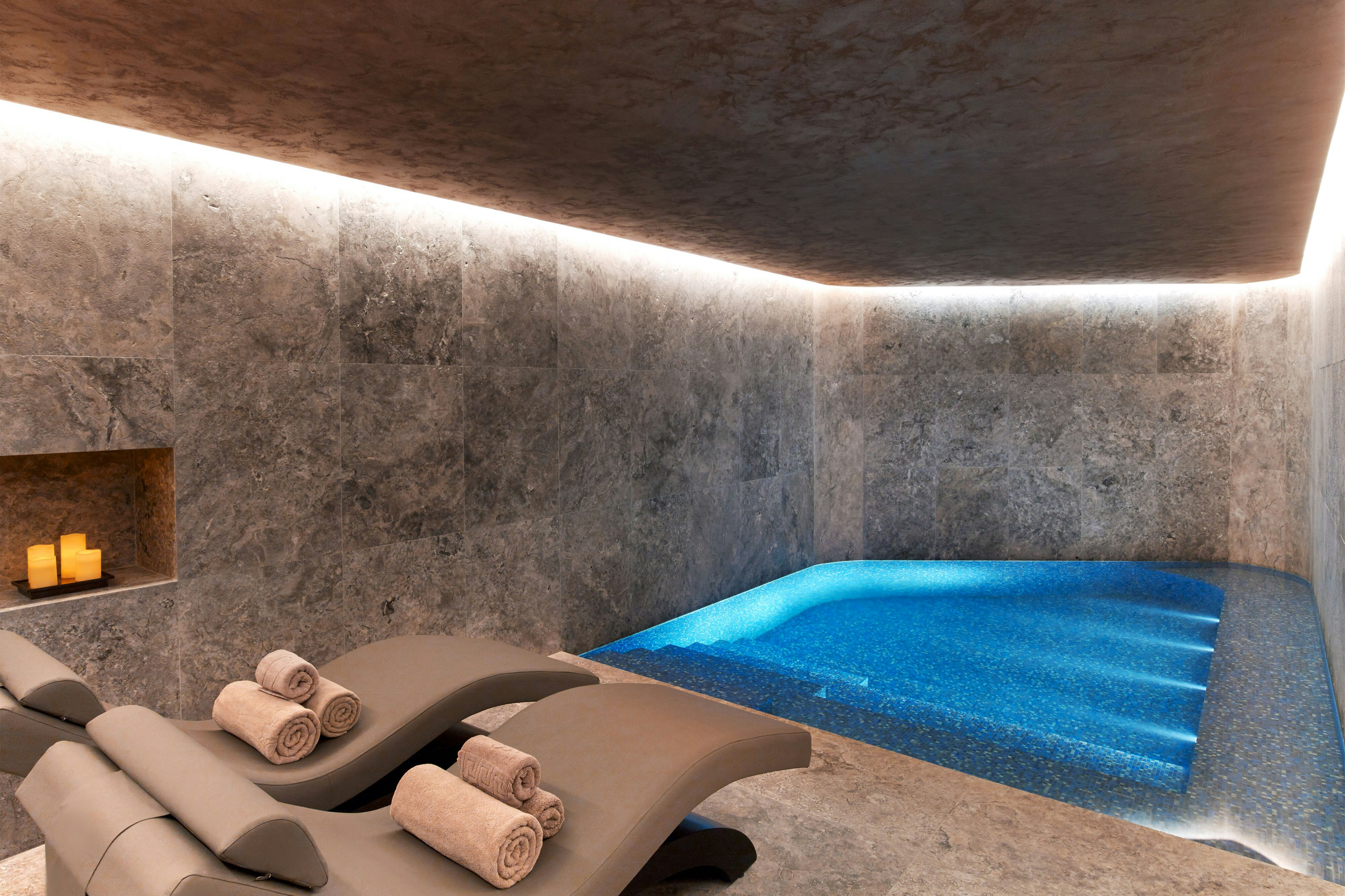 The St. Regis Istanbul 15/50