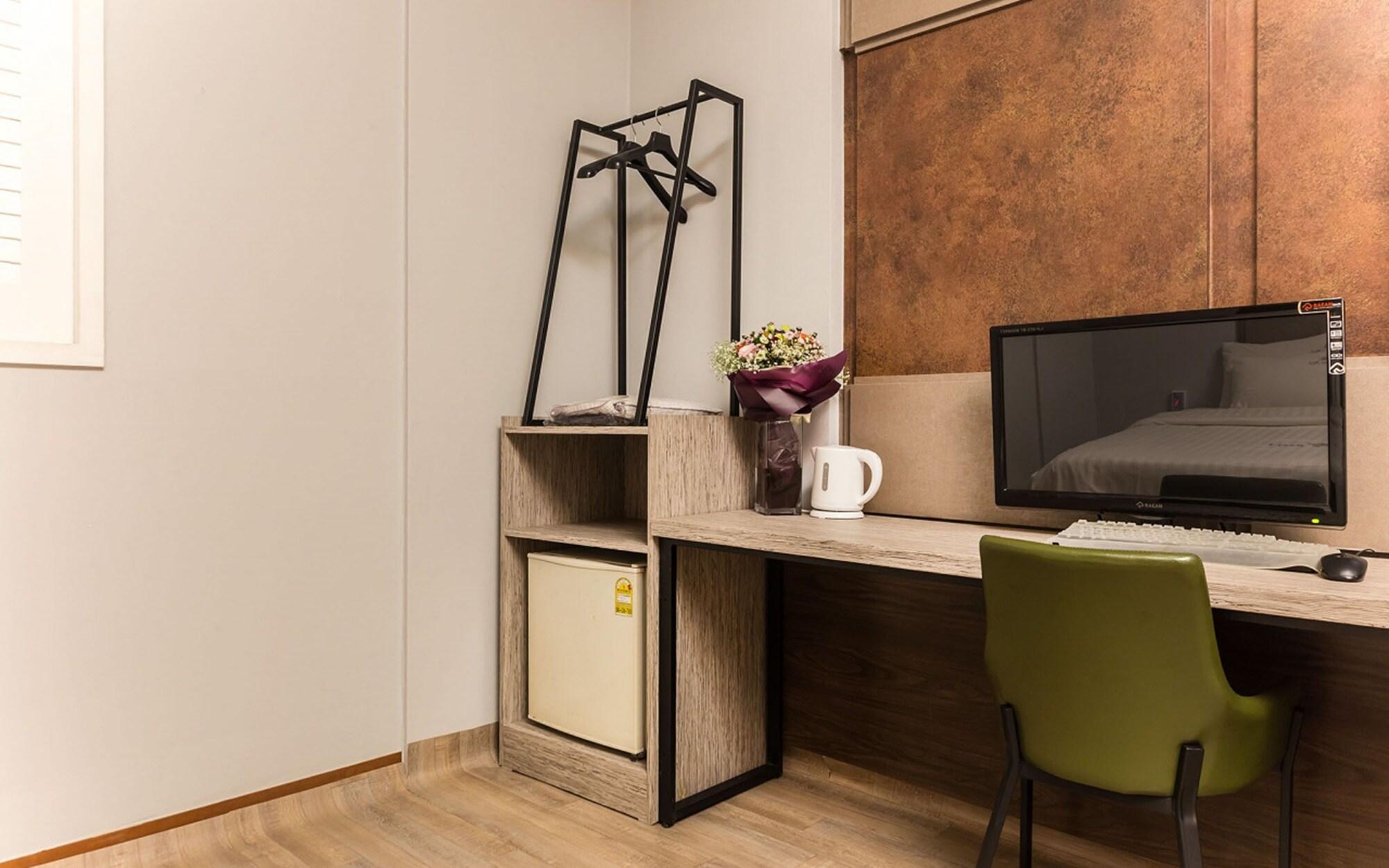 No 1 Hotel 34/44