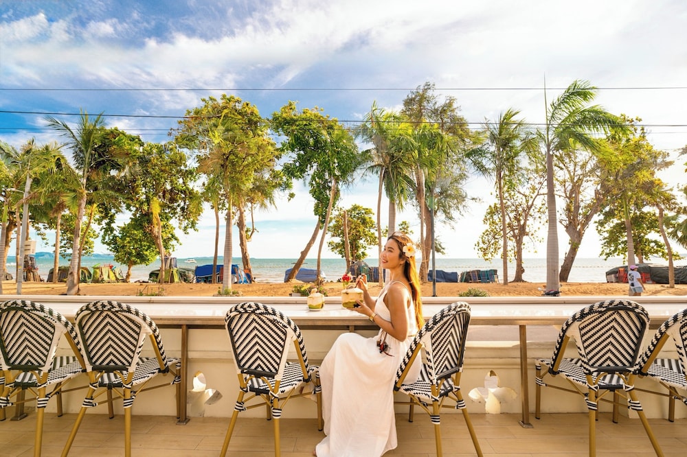 Avalon Beach Resort 59/74