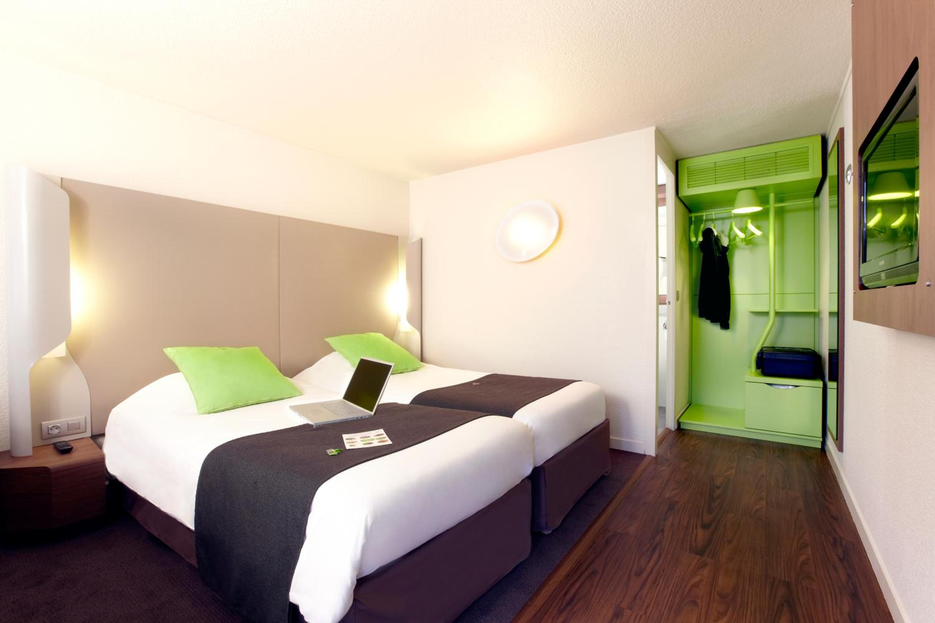 Next Generation, Double Bed